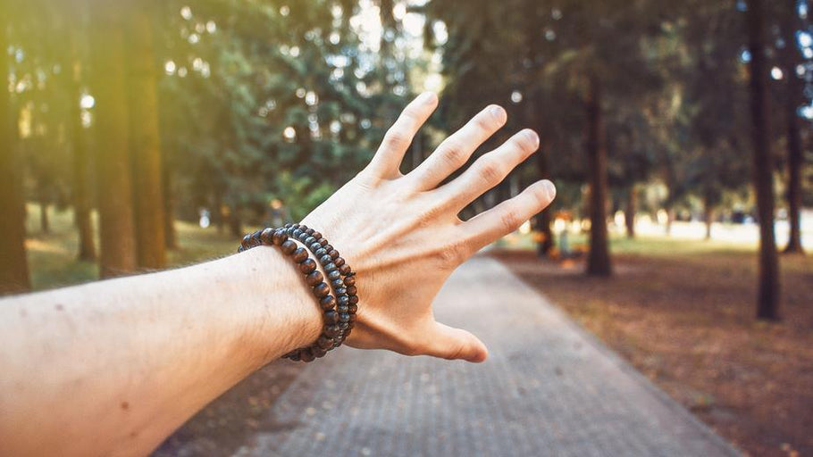 Palmistry 101: What does your hand say about your personality? Try this quick trick on family and friends