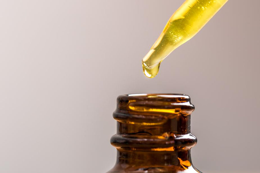 How to Safely Use Essential Oils: The 10 Commandments